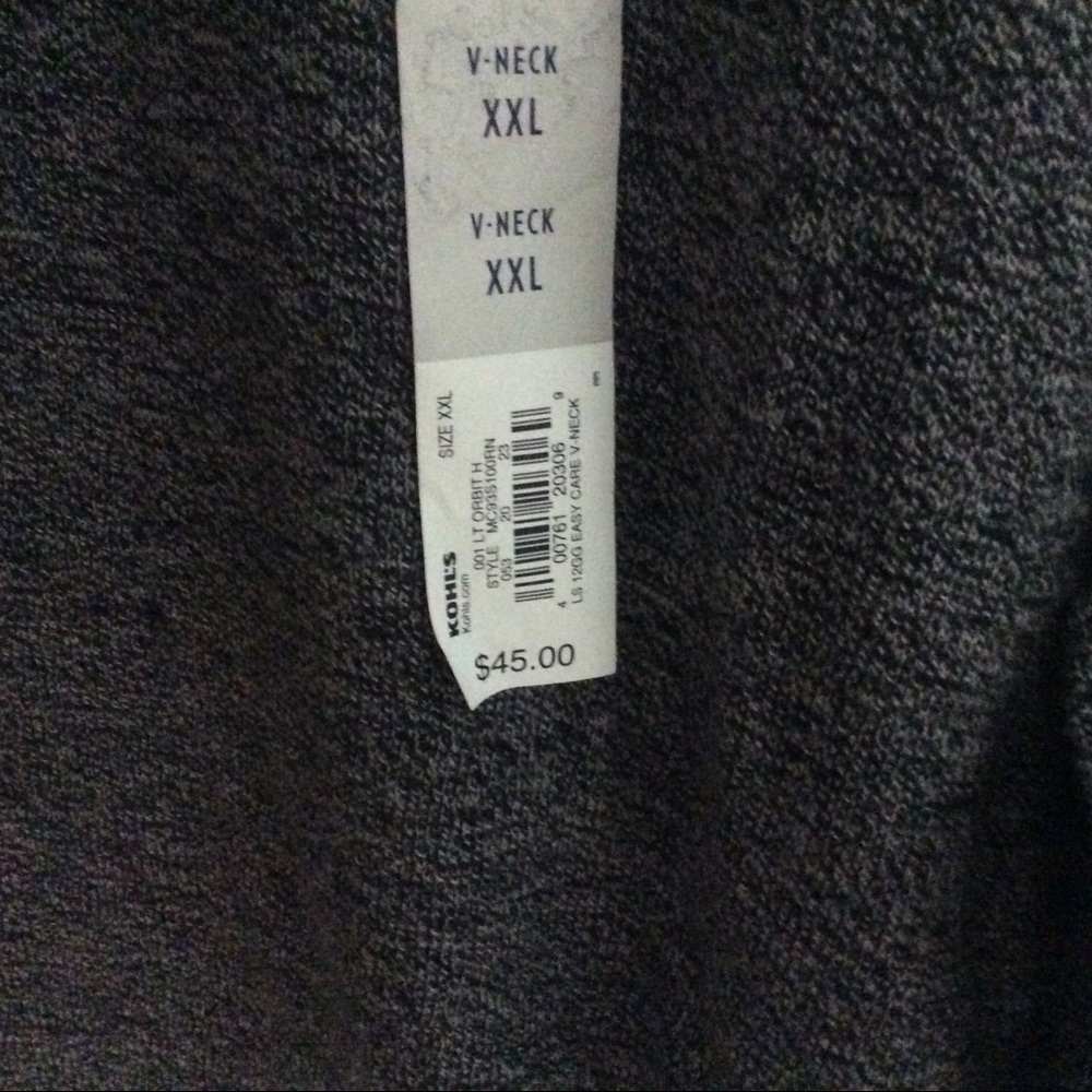 Men’s V Neck Sweater - Picture 3 of 3